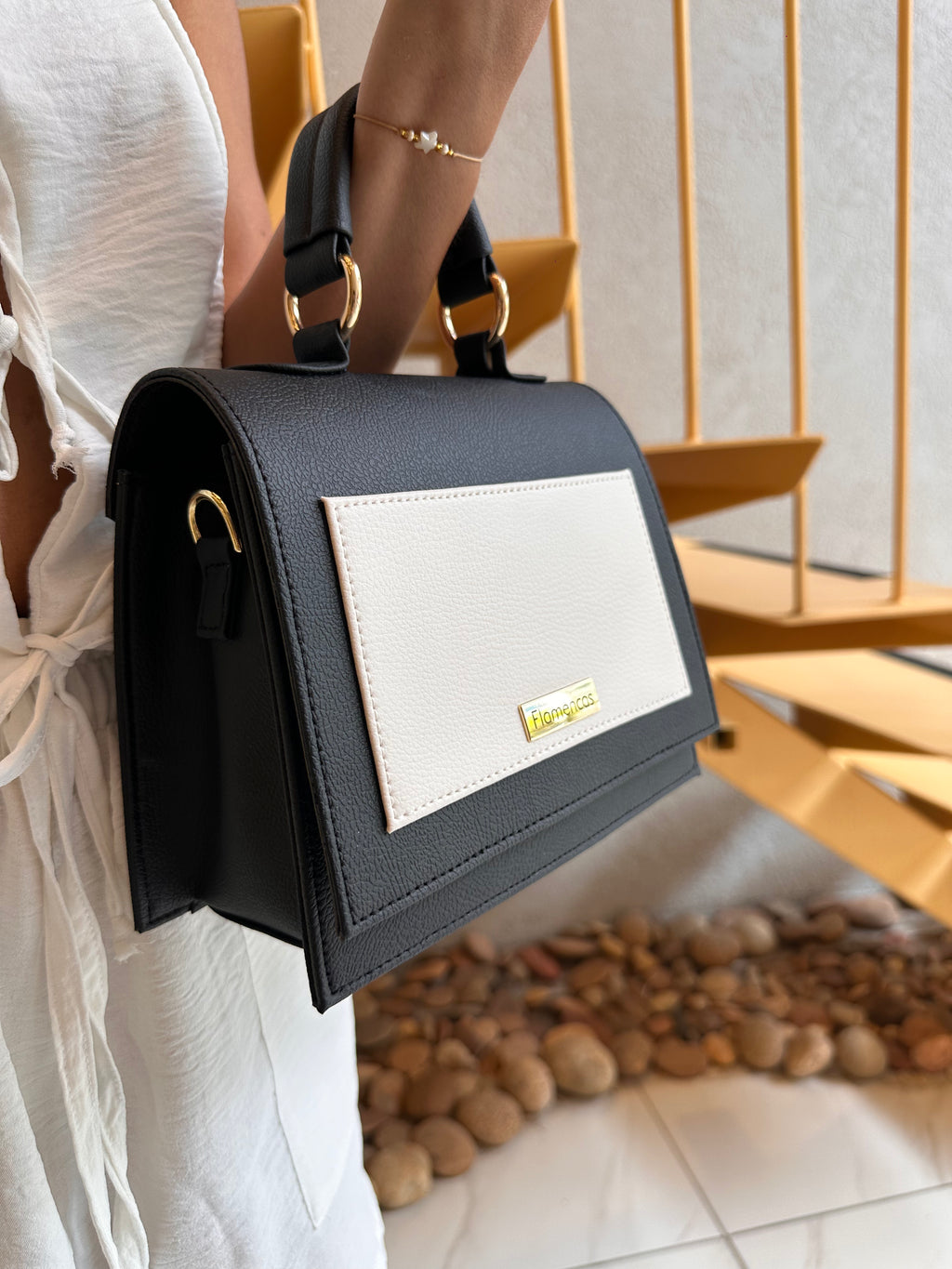 Bolso Mini Sara Negro x Talco